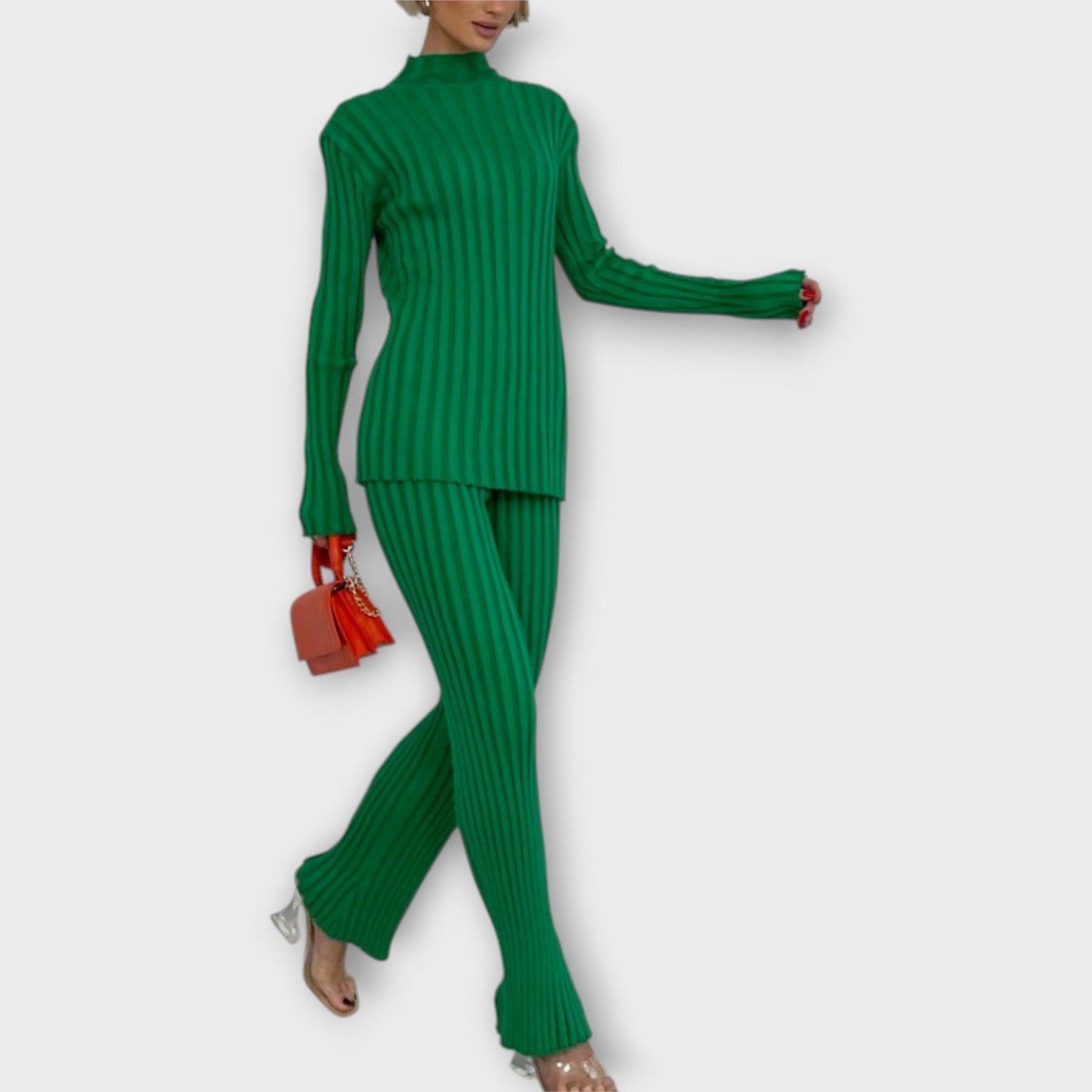 Stilingas megztinis komplektas